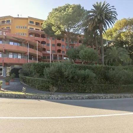 Holidays Apartamento *