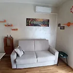 Holidays Apartament *