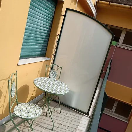 Holidays Apartment *